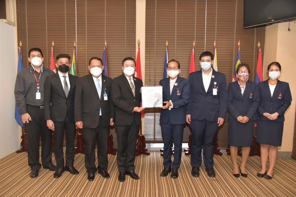 Chulabhorn Royal Academy thanks DSI for its investigation leading to issuances of arrest warrants against scammers in the case of the public deceived to pre-order Sinopharm vaccines